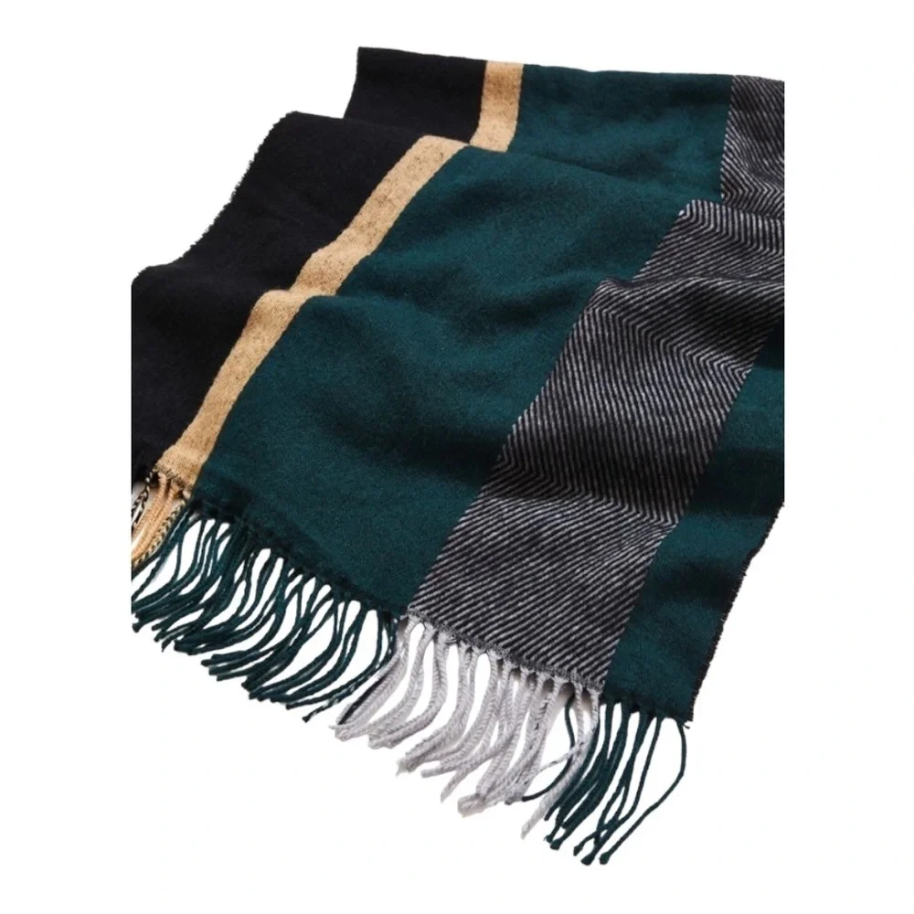 UO Multi-Pattern Scarf - Picture 4 of 16